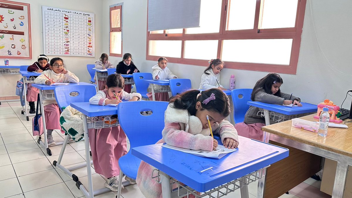 MOE_HHL's tweet image. اتسمت الأجواء في مدارس #تعليم_حائل في اليوم الأول من الاختبارات بالتنظيم والتفاعل، وبالتزام الطلاب والطالبات وحماسهم خلال اليوم الدراسي الاختبارات.