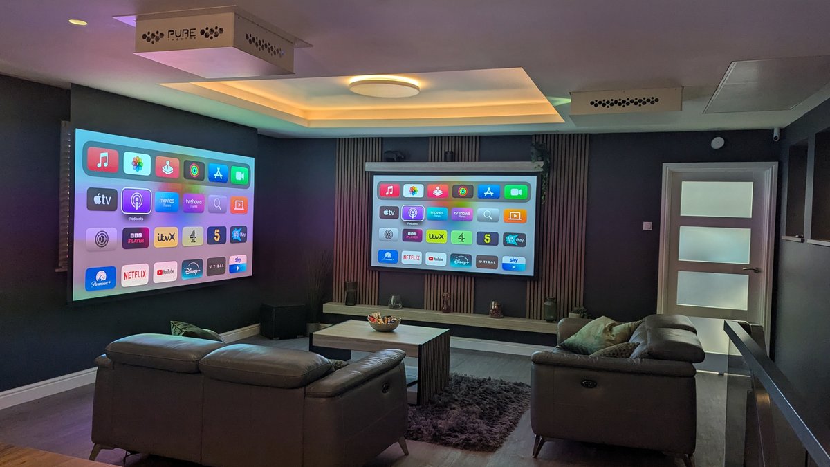 Pure Theatre tweet media