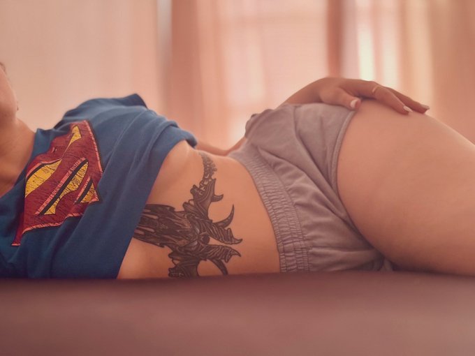 Watch Lana Litt's leaked NSFW photo on TwXstars