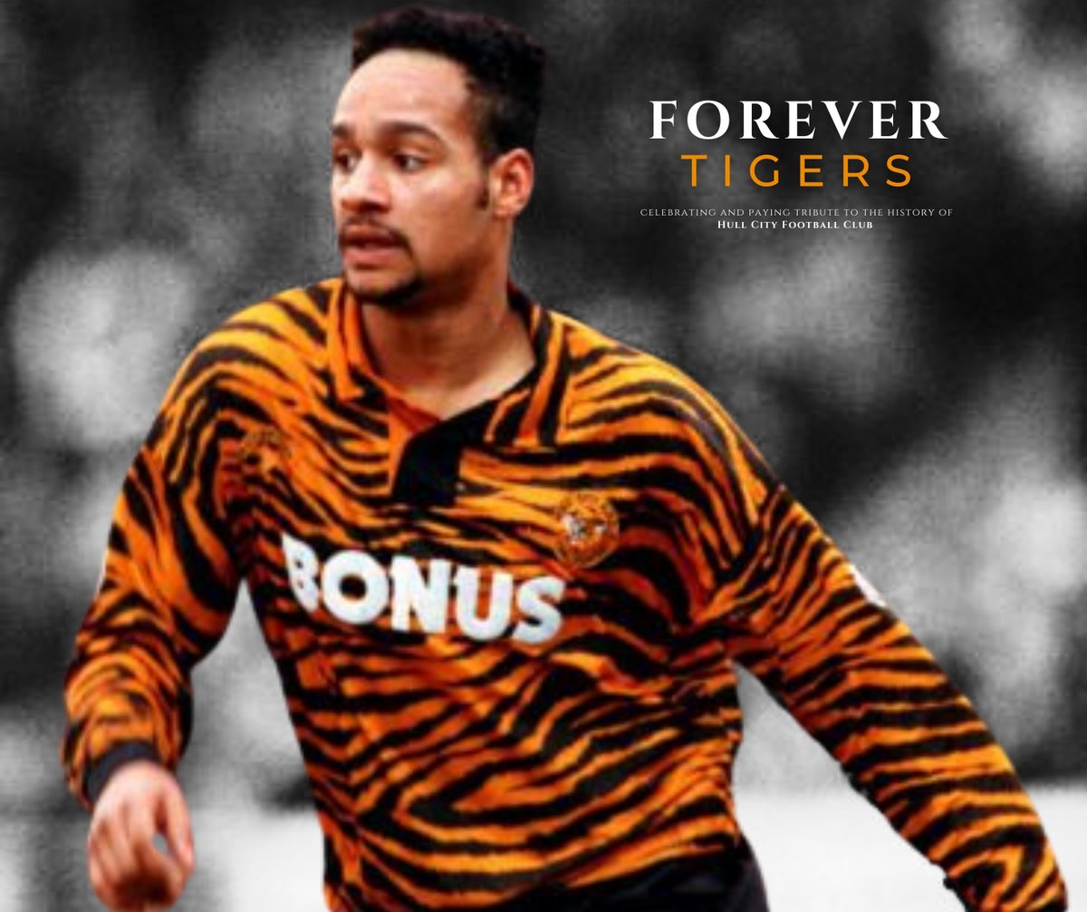 We are on the appeal for donations of retro shirts & flags as part of 𝑭𝒐𝒓𝒆𝒗𝒆𝒓 𝑻𝒊𝒈𝒆𝒓𝒔 ✨ This project, run in partnership with the Senior Tigers, celebrates the history of @HullCity!🐯 ✉️ If you'd be happy to donate, please email: donna.smith@tigerstrust.co.uk