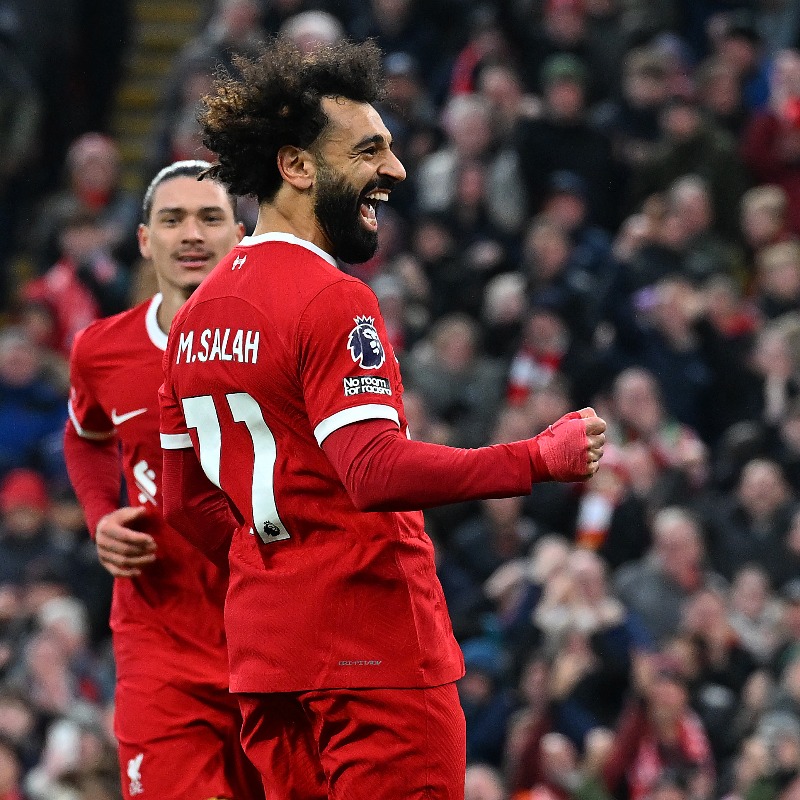 LFC's tweet photo. When the greatest goalscorer in our history is in awe of your numbers, you know you’re doing something right. 🙌

@Ian_Rush9 on @MoSalah 🗣️