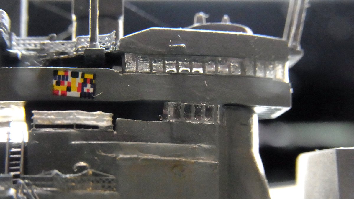 #BB62 NewJersey 1/700 WL
#満艦飾
#FullDressedShip
#USSNewJersey
回収しました😊

紛失していた錨を装着して修正。強度に不安のあった張り線と、艦橋の窓ガラス。半年経過しても大丈夫でよかったー(*´▽｀*)