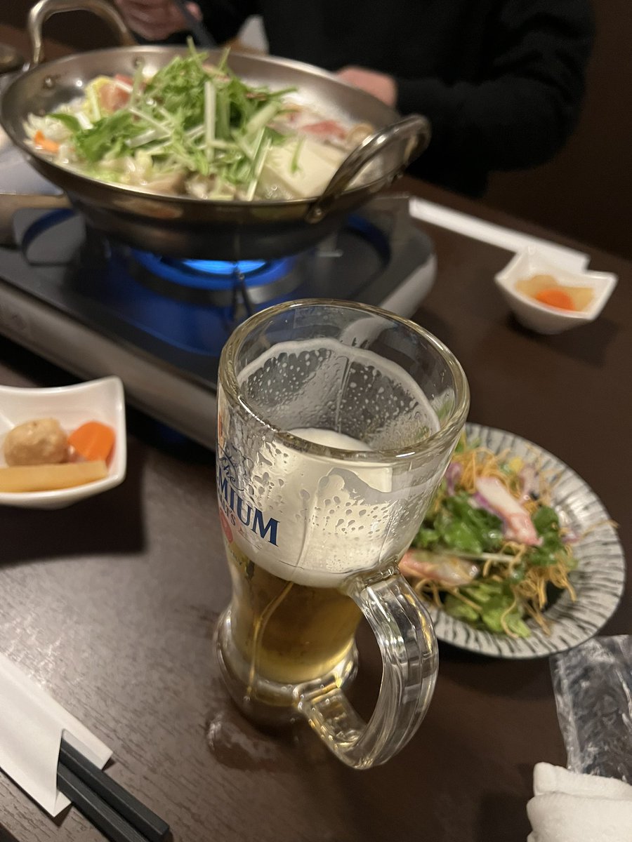 3日連続忘年会。
恐らく明日も明後日も飲み。

肝臓頑張ってくれ。