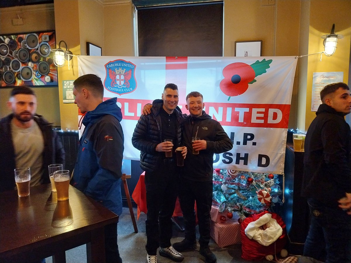 ManchesterPub1's tweet photo. Big big shoutout to all the travelling Carlisle fans yesterday, what an atmosphere! We all loved it here, thank you, and see you again. #cufc #awaydaypubs #manniebar #badgein https://t.co/txRSgVazAz