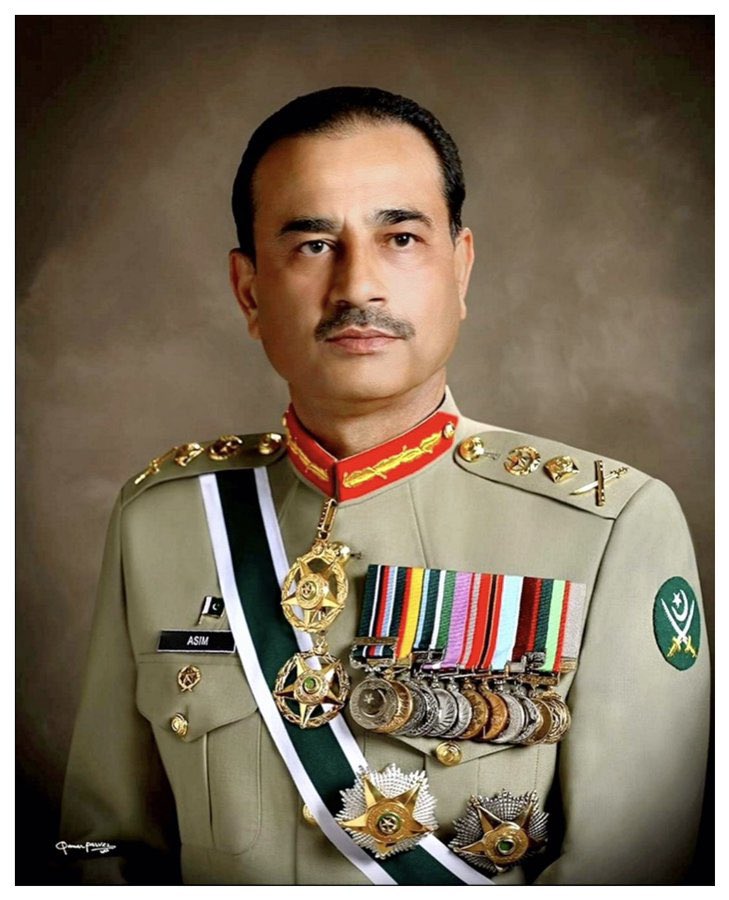 PakistanFauj's tweet photo. #ISPR

General Syed Asim Munir, NI (M), Chief of Army Staff (#COAS) has left today for United States of America (USA) on an official visit. This is General Syed Asim Munir’s first visit to USA as COAS.

#PakistanArmy #Pakistan

During his visit, General Syed Asim Munir is scheduled to meet the senior military and other government officials of USA.