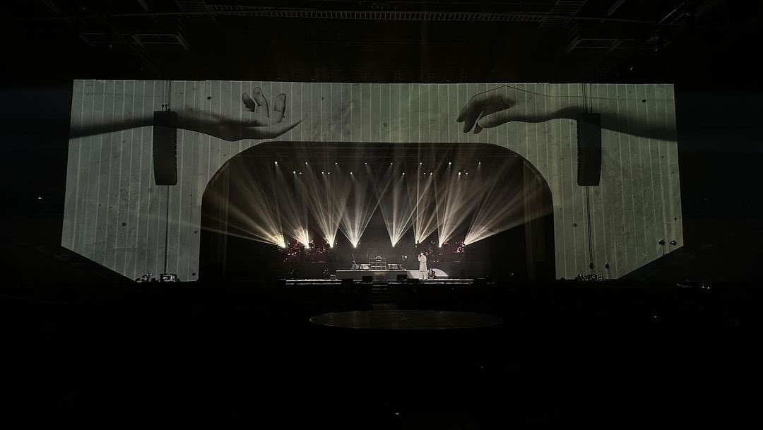 mwah_rainbow's tweet photo. 2023 로이킴 콘서트 #Roy_note 무대 사진 https://t.co/8pMihFMHh4