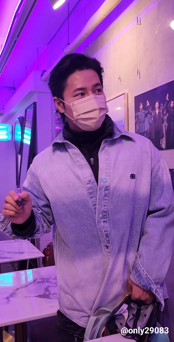 이렇게 가까워도 되는 거냐구욥ㅠㅠ🥹
천사다 진짜...ㅠㅠㅠㅠ👼👼👼