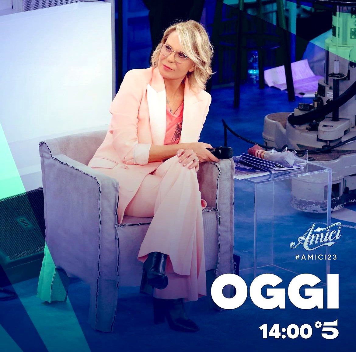 TrashNazionale1's tweet photo. Oggi pomeriggio alle ore 14:00 nuova puntata di #amici23 mi raccomando non perdetevela! 💥 #mariadefilippi https://t.co/iaEFTcN74j