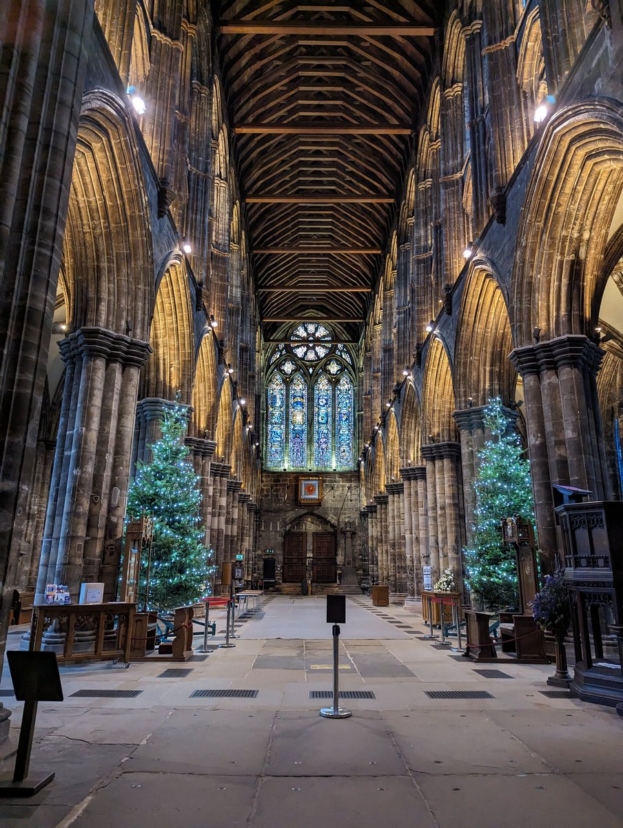 Our choir are singing in Glasgow Cathedral this morning for the service. You can watch this LIVE now on YouTube Glasgow Cathedral 🎄🎶