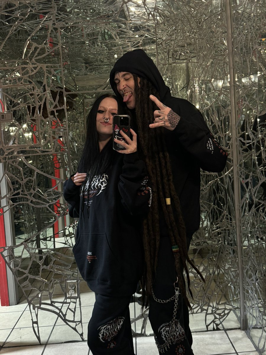 goblinblossom's tweet photo. Got our @STAYS1CK matching fits today 🤘🏻🩷 Also come get tattooed by us at Carnivale on Biloxi beach 🎪 https://t.co/UqJ8yG9vVW