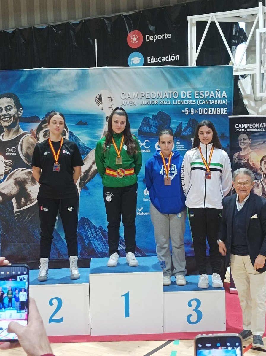 ExtremenaBoxeo's tweet photo. Enhorabuena a todos nuestros campeones 🥊 
#fundacionjovenesydeportes
@diputaciondebadajoz @diputaciondecaceres @somodeporte
@direciongeneneraldedeportes
Deporte Extremadura https://t.co/DkNjC0wOCy