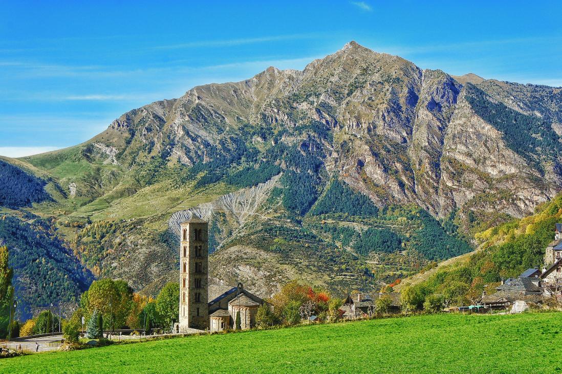 Hoy sí que sí, Sant Climent de Taüll cumple 900 años (10 de diciembre de 1123 - 10 de diciembre de 2023)
¡Moltes felicitats! 🥳🎂
#Taüll900