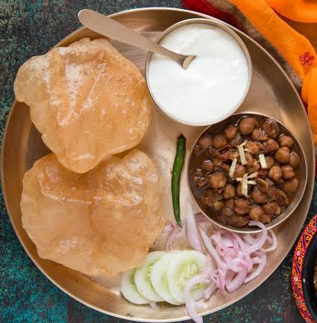 Pooris are an emotion! Which poori meal do you love a lot? 🤤