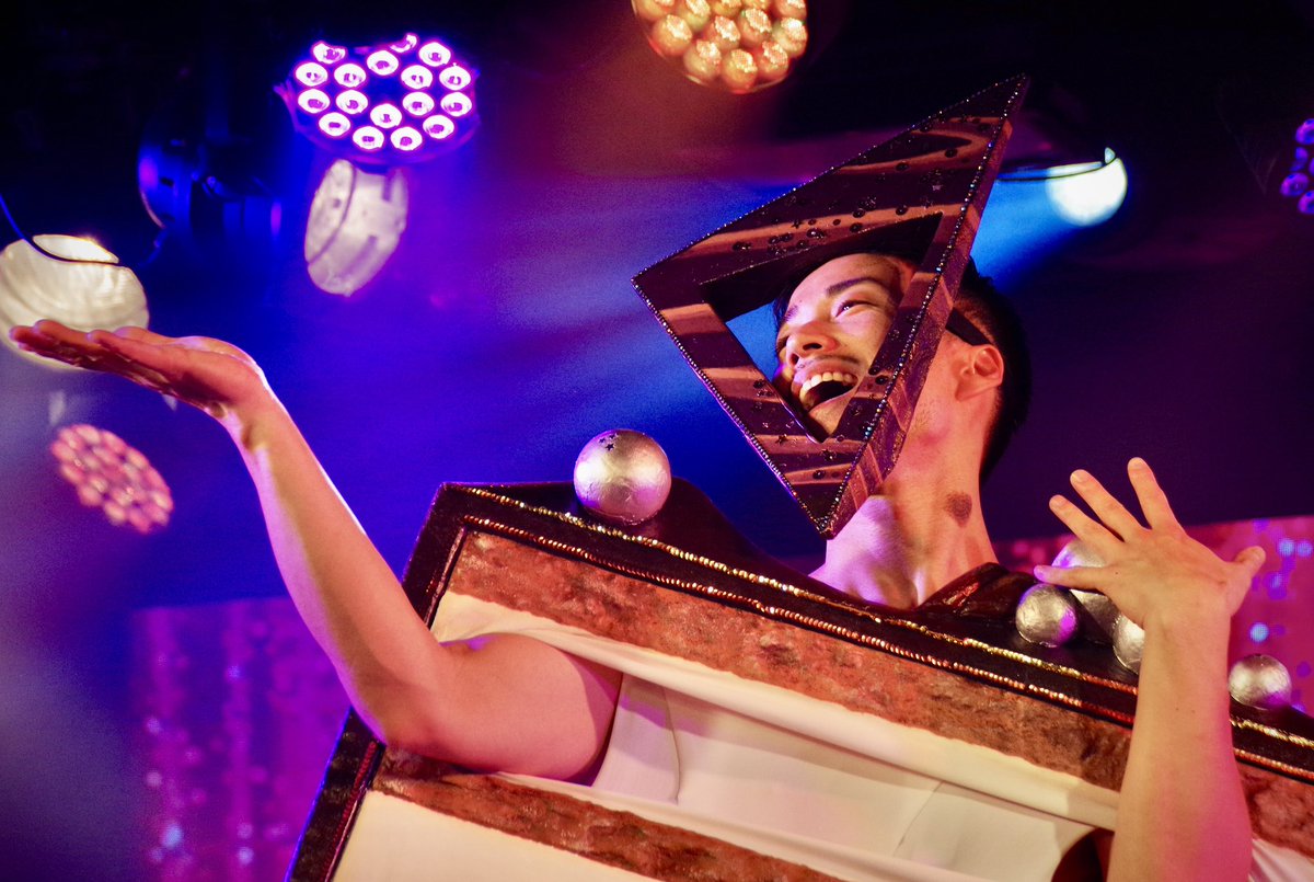 #bcm_now
#ビストロフォトギャラリー
 全然レタッチが追いつかず今更11/23の20時公演のですが…

Shunsukeさんのショコラちゃん激推しカメラ小僧なもので、すごい枚数撮ってる…笑