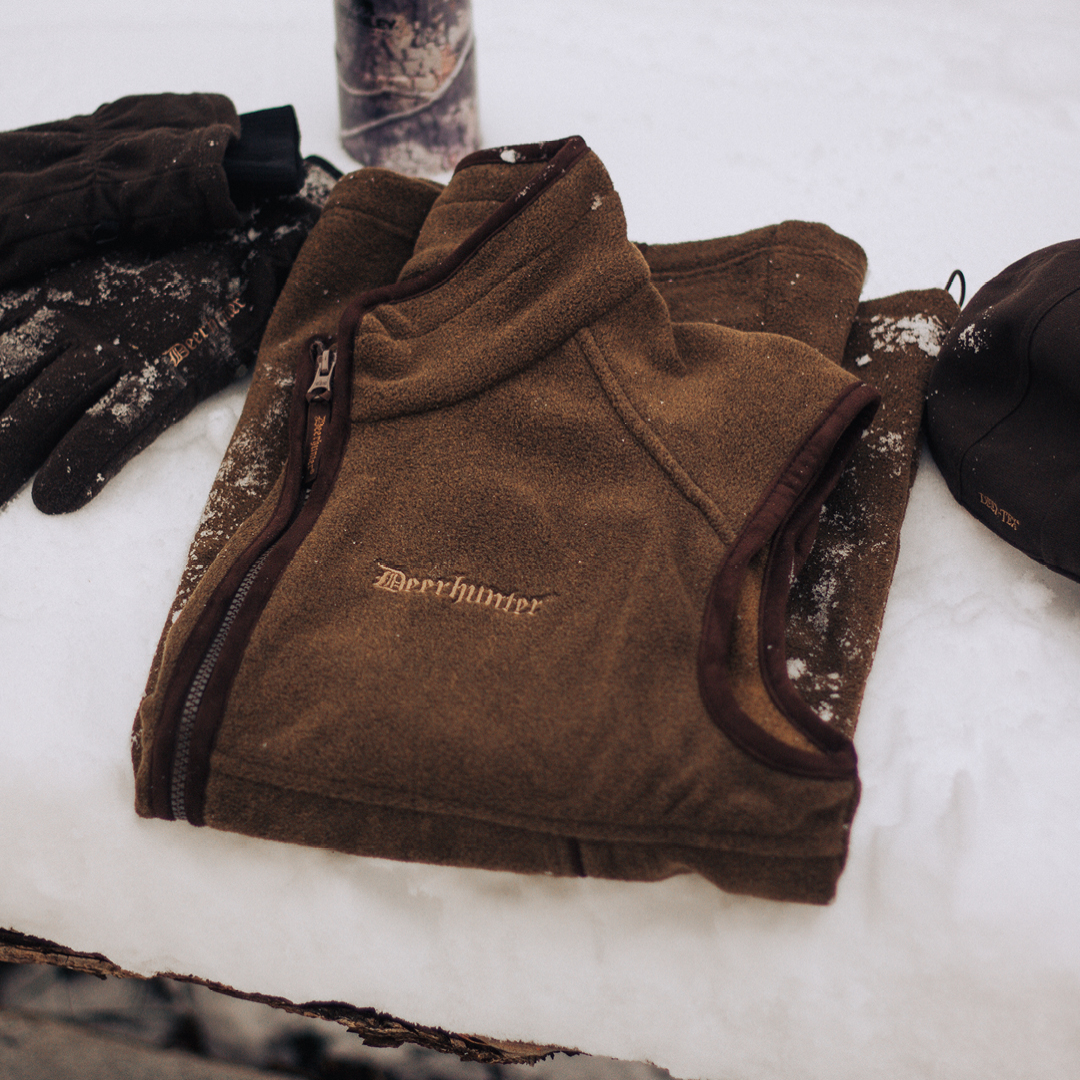Deerhunter_eu's tweet photo. It’s the season of giving and every week until Christmas, DEERHUNTER will be giving away a hunting must-have.
Join the DEERHUNTER Christmas Giveaway on Facebook for a chance to win a Wingshooter or Lady Josephine Fleece Waistcoat.
#competition ##konkurrence #giveaway https://t.co/CBjDXxKEbS