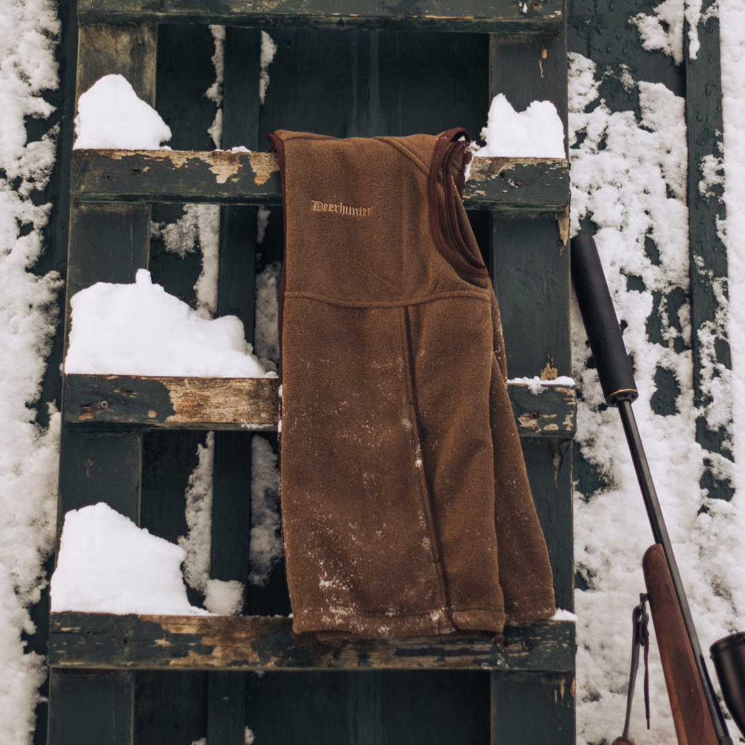 Deerhunter_eu's tweet photo. It’s the season of giving and every week until Christmas, DEERHUNTER will be giving away a hunting must-have.
Join the DEERHUNTER Christmas Giveaway on Facebook for a chance to win a Wingshooter or Lady Josephine Fleece Waistcoat.
#competition ##konkurrence #giveaway https://t.co/CBjDXxKEbS
