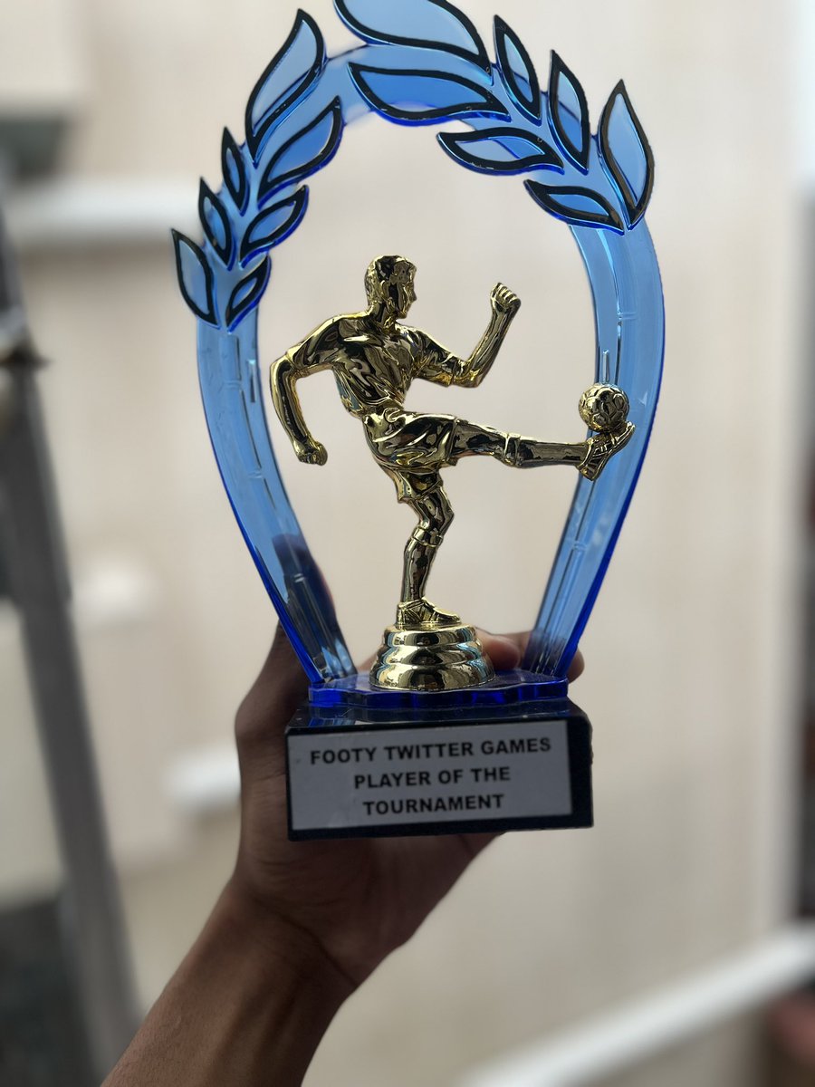 taylorthapza's tweet photo. What do #FootyTwitterGames player of the tournaments have for breakfast😅? Tough Luck Buccaneer💔 our Gold will be sweeter than anything
S/o @NyamaneThato for introducing me to such a lovely football community❤️✨@TheGrandstand_
Handle might change to Aboutrika😭😂 https://t.co/U7HhXirW79