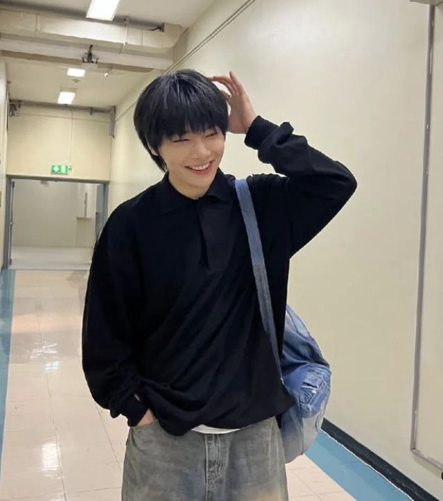 ㅤ

Menjadi yang terakhir. Nginep. 

ㅤ