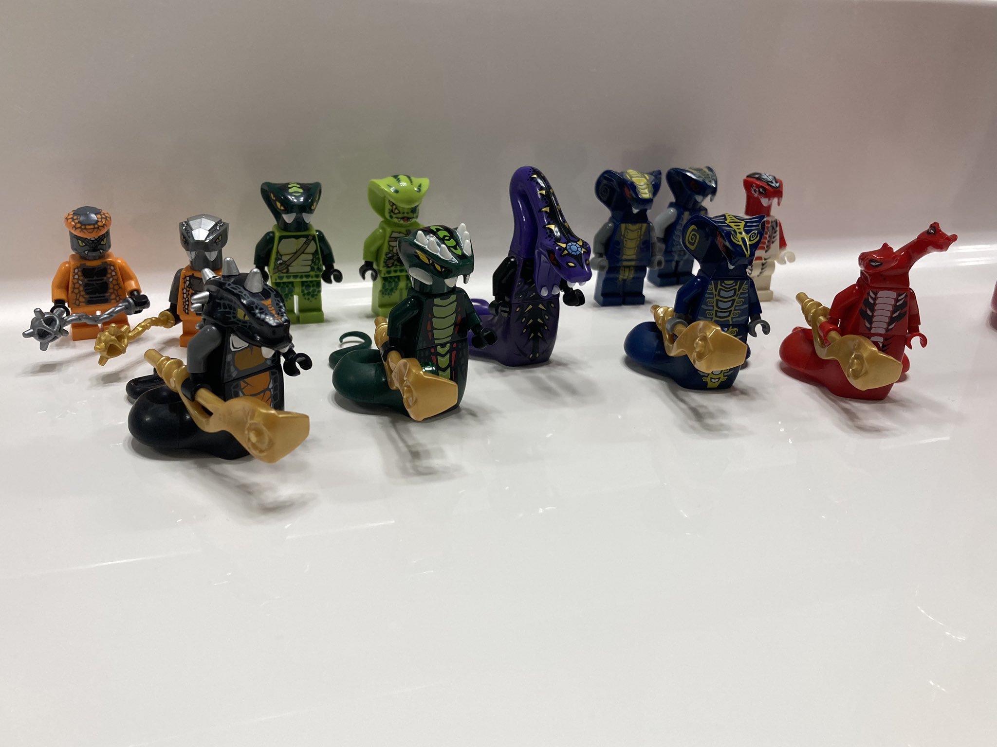 Lego ninjago serpentine generals minifigures sale