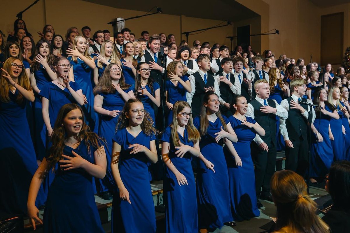 Barnsley Youth Choir tweet media