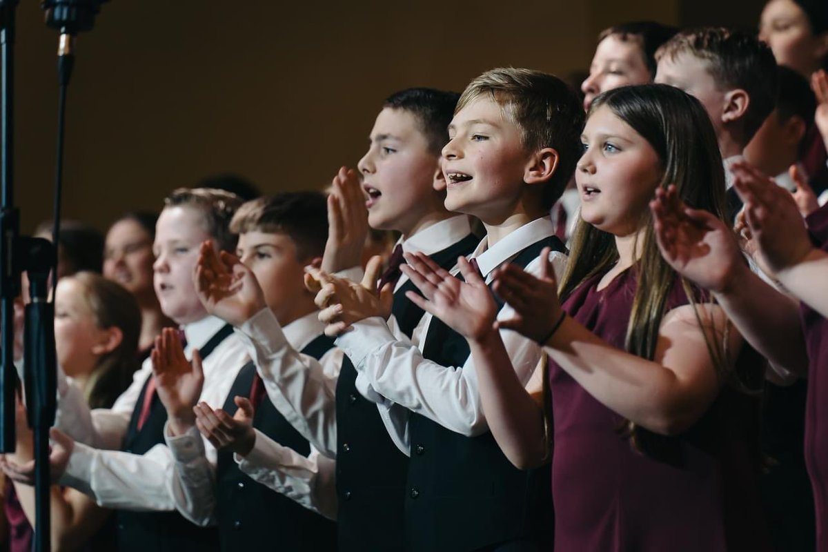 Barnsley Youth Choir tweet media