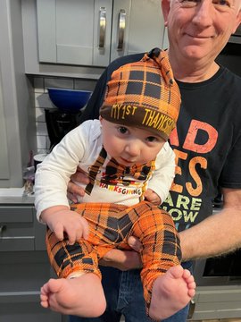 qevyvWhispNeo's tweet photo. My first Thanksgiving my 7 month old celebrated his first Thanksgiving this year and his first Christmas he will turn 8 months old Christmas day I'm so thankful for him and to my parents for taking care of my little boy till his mither and I can get him back https://t.co/N9MwX61I90