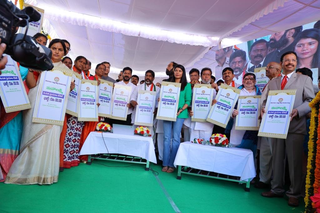 TGSRTCHQ's tweet image. Hon&apos;ble Chief Minister Shri. Revanth Reddy Garu launched prestigious #MahalakshmiScheme, which is aimed at providing free travel for women and third gender persons in the @TSRTCHQ buses in the State.