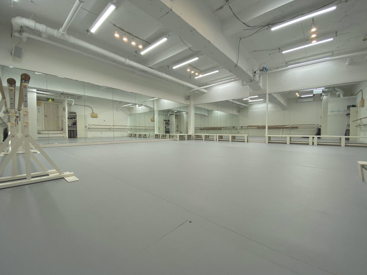 撮影でうちのスタジオを使用して下さいました📸

バレエ団時代の先輩とも会えて楽しすぎ🤤