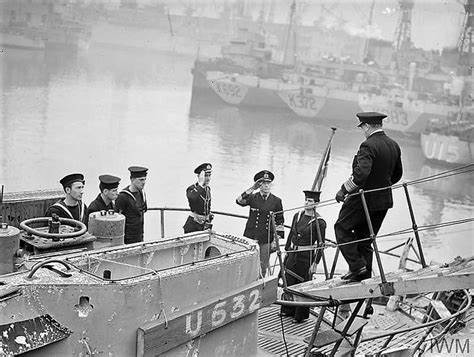 #OnThisDay 1940 Flag Officer Submarines, Admiral Sir Max Horton, turned down Churchill's proposal that submarines have relief crews on the grounds that no crew would wish to be separated from their boat. By the 60s dual crews were introduced to the Polaris boats.