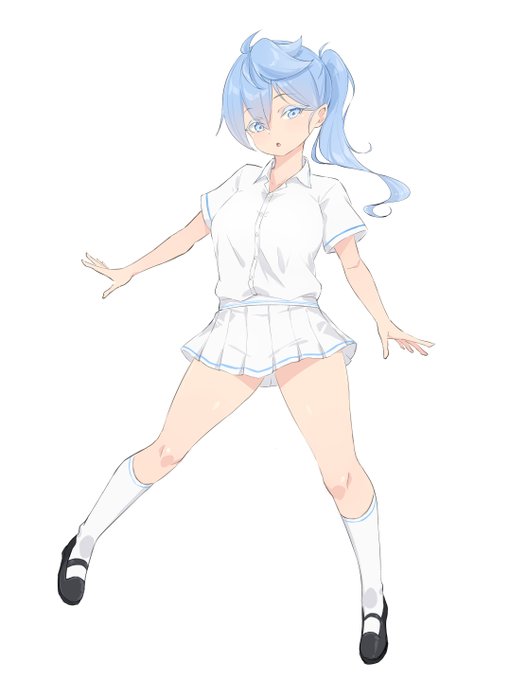 制服の練習
服描くのは難しい 