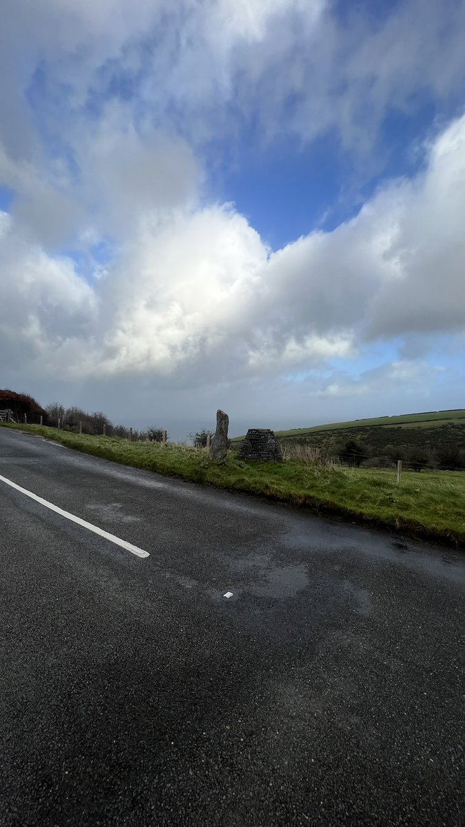 wapple15's tweet image. Found this at the border of #Sommerset &amp;amp; #Devonshire yesterday. #StandingStoneSunday