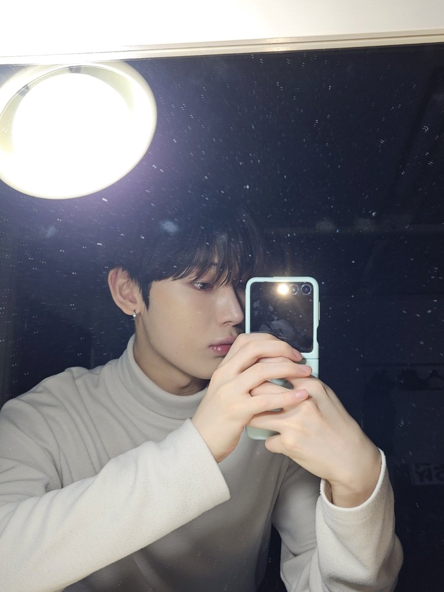 [ #선우’s Post ] 231210

#SUNOO: 🤍

<a href="/ENHYPEN_members/">ENHYPEN</a> <a href="/ENHYPEN/">ENHYPEN OFFICIAL</a> #ENHYPEN #엔하이픈