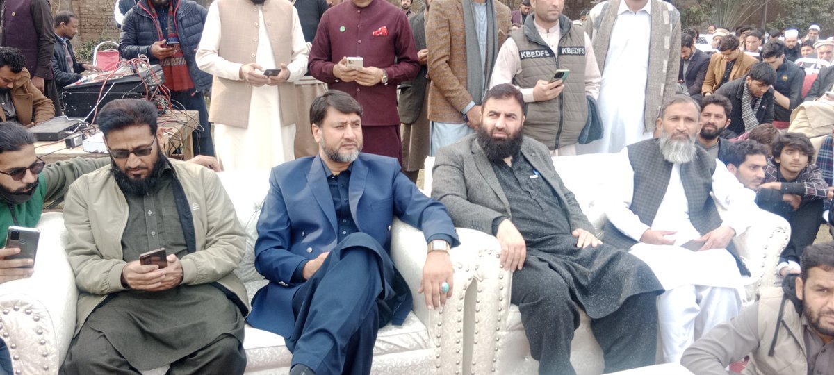 hereizhafiz's tweet photo. #SMConvention https://t.co/PBNu0YB8nk