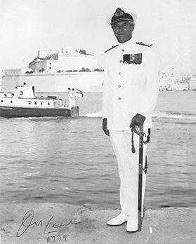 #OnThisDay 1979 Rear Admiral Cecil hauled down his Flag for the final time as Flag Officer Malta. The British withdrew after negotiations with Prime Minister Dom Mintoff failed due in part to huge increases in rent for the UK Forces. Present at the ceremony was Colonel Gadaffi.
