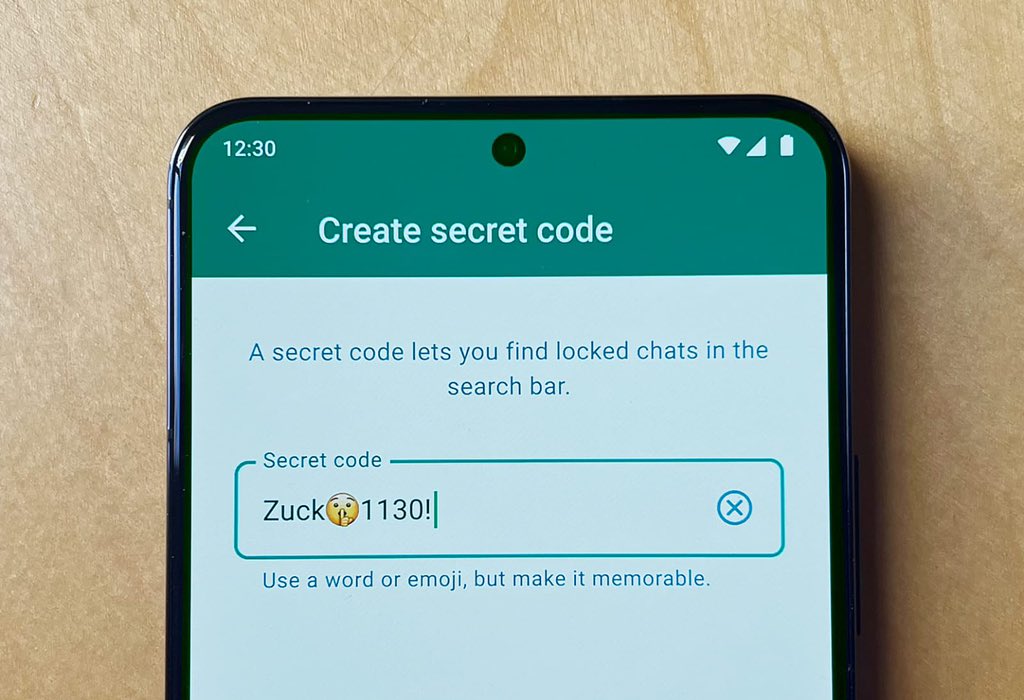 MrBhuttah's tweet photo. Rolling out #secret_code to #Chat_Lock on #WhatsApp so you can protect your chats with a unique password. Now you can set your locked chats to only appear when you type the secret code in the search bar, so no one can "unintentionally" discover your most private conversations..
اپنی واٹس ایپ چَیٹ کو محفوظ بنائیں۔