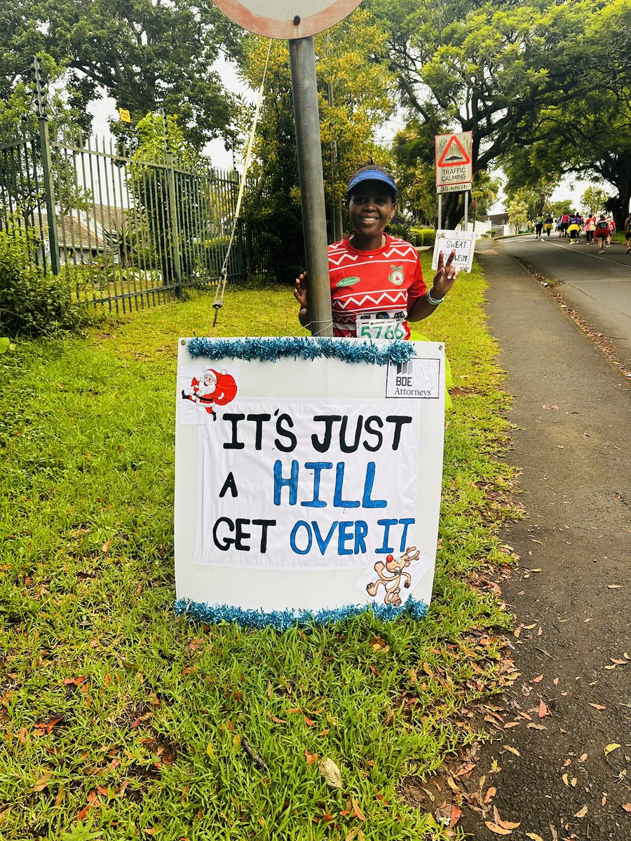 Day 10 of #keDezembaChallenge , day 16 of #16DaysOfActivism2023 . We had Westville hills for breakfast 💪🏽💪🏽💪🏽.#RunniWithTumiSole #FetchYourBody2023 #RunWithTbag4Charity #TrapnLos #IPaintedMyRun