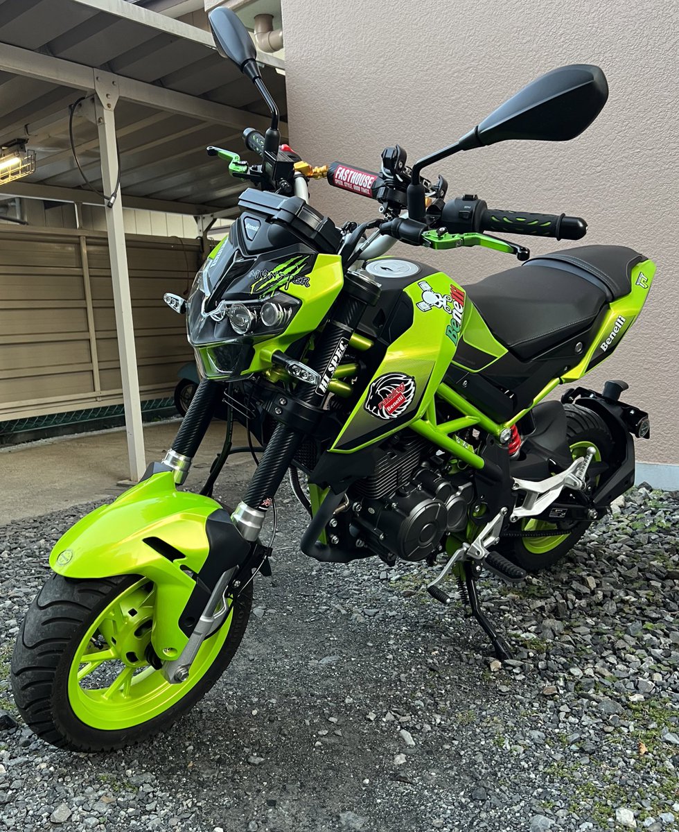 来週はちょい早いけど1年点検。
ベネリTNT125を約1年（3500㌖）乗っての感想ですが大満足です。
買う前に心配してた故障もなくて良かった。
中華やらコンビブレッキやらハイオクやらといろいろ言われていますが好きになって乗っちゃえば全然🆗です。
＃ベネリ
＃TNT125