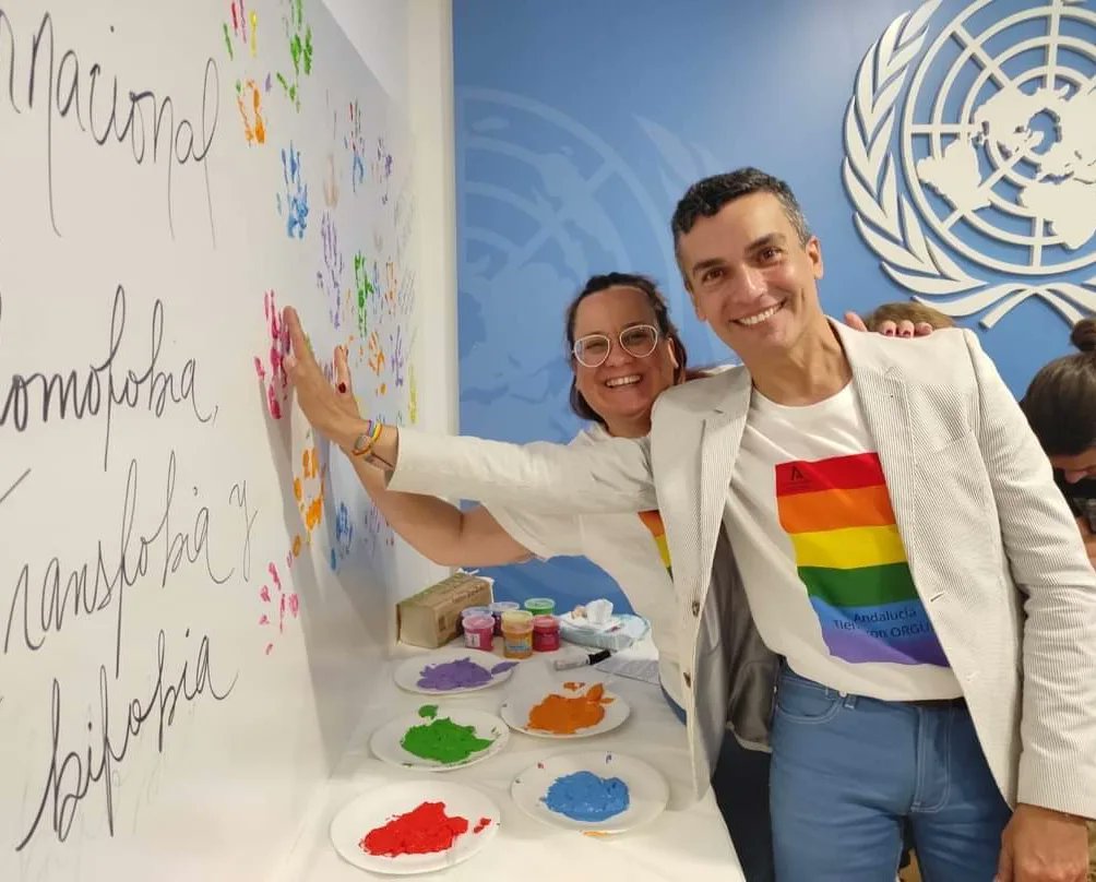 Francis_JSM's tweet photo. #DíaInternacionaldelosDerechosHumanos.🖐🏾🖐🏽🖐🏼🖐🏻🖐 “Todos los seres humanos nacen libres e iguales en dignidad y derechos”(Artículo 1-Declaración Universal de los Derechos Humanos). #díadelosderechoshumanos #luchaporlosddhh #humanrightsday @ONU_es https://t.co/JDj5hryMrJ