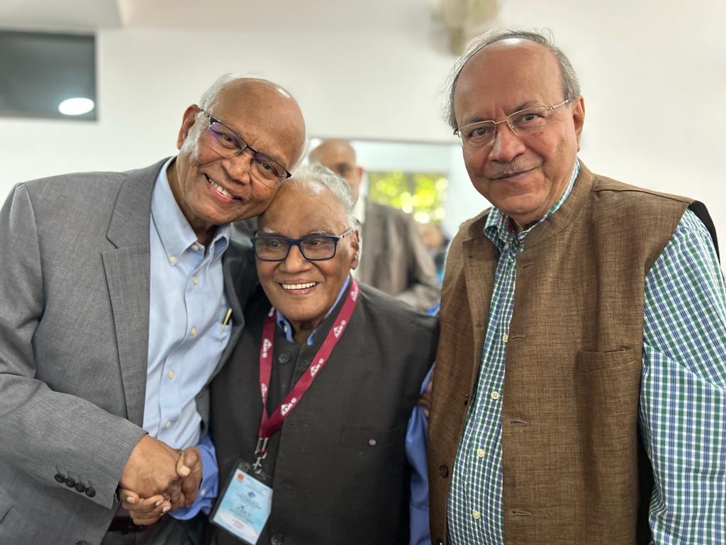 Raghunath Mashelkar (@rameshmashelkar) on Twitter photo During the 90 year celebrations of legendary Prof CNR Rao, I could not thank him enough for his contributions to building new <a href="/CSIR_IND/">CSIR, India</a> during the 3 min slot allocated to me for my tribute. So here I am.
Prof Rao was a leader of leaders of science.
In the picture below, you During the 90 year celebrations of legendary Prof CNR Rao, I could not thank him enough for his contributions to building new <a href="/CSIR_IND/">CSIR, India</a> during the 3 min slot allocated to me for my tribute. So here I am.
Prof Rao was a leader of leaders of science.
In the picture below, you