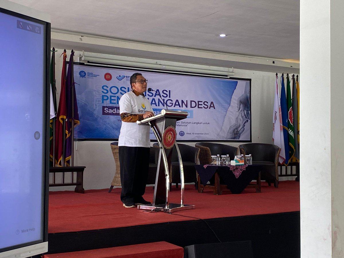 kabarmpm's tweet photo. Pembukaan dan sambutan-sambutan dalam agenda SEKAM: Seri Advokasi Buruh Migran.
Cirebon, 10 Desember 2023
#KabarMPM #Muhammadiyah #SEKAM #Advokasi #Buruh #Migran https://t.co/kPiNO3rK3m