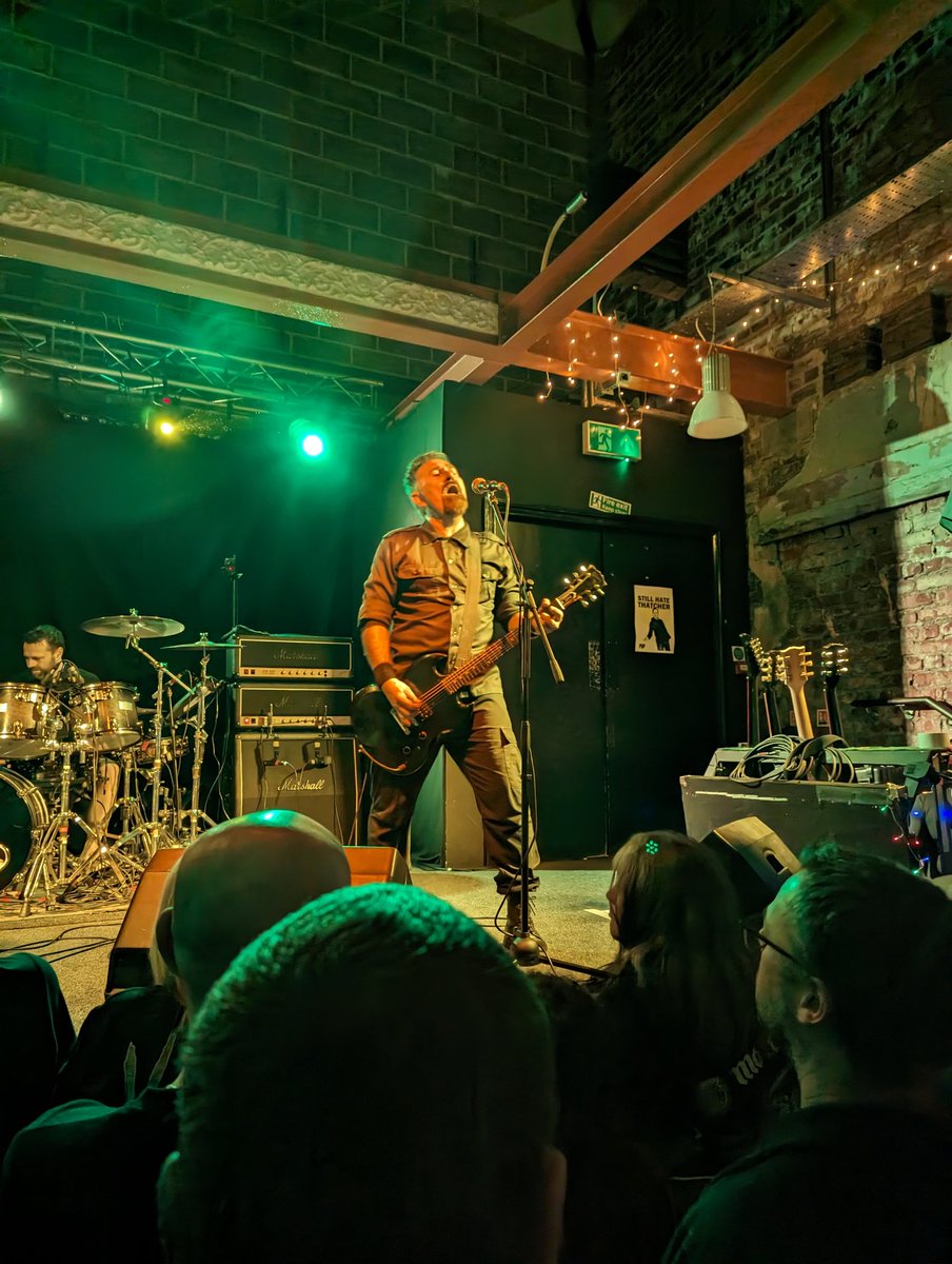 AJFletch81's tweet photo. First time at @poprecsltd Sunderland, what a venue. Sound, energy & charm from @therapyofficial off the charts. And what's with these resurgent bouncy crowds? Pogoing 40 middle aged men everywhere π
#keepitlive #keepitloud #keepsmealive https://t.co/gRlwvgeD3F