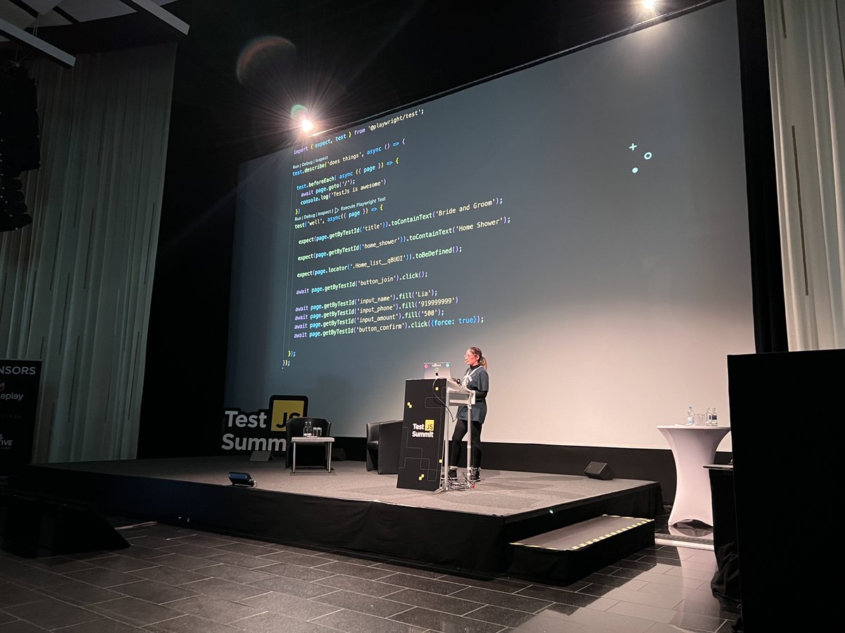 LiMoreira6's tweet photo. What an amazing day at #testjssummit this year 💙
@GitNationOrg @TestingJSSummit https://t.co/OylRZ31FTn
