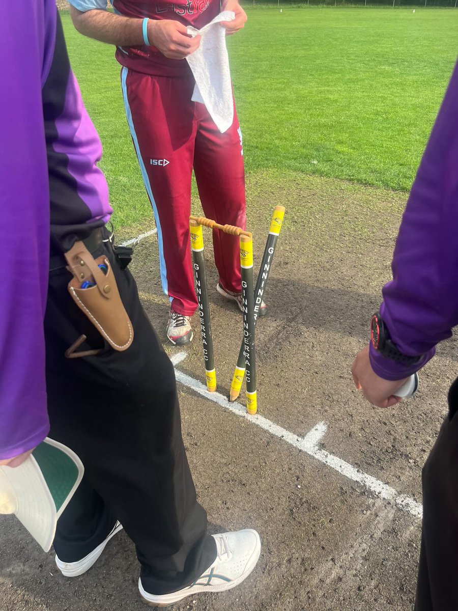 Given not out. Incredible 😂

via South Yarra CC