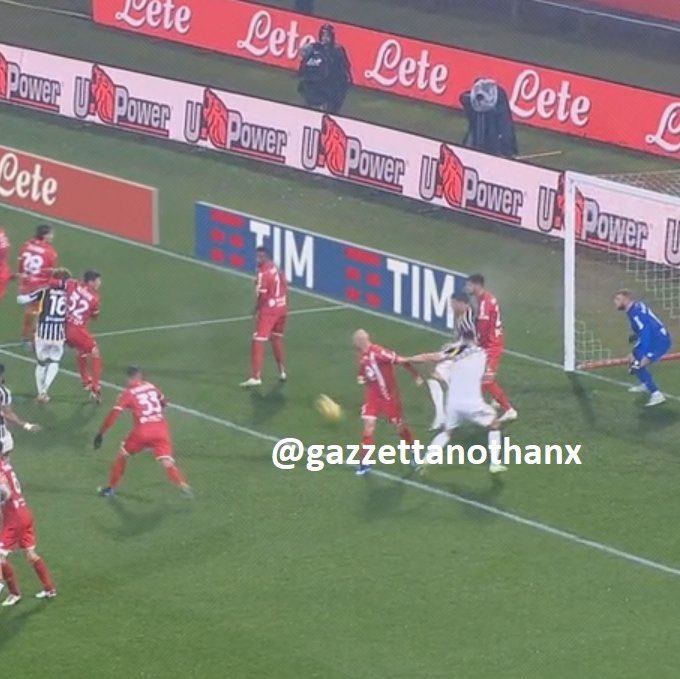 Cole_Dj's tweet photo. @pisto_gol Su questo episodio che ne pensa? https://t.co/G9UVTGnXkM