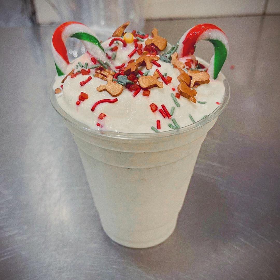 🚨New festive milkshake alert 🚨
Run, don't walk, to our Dicksons branch at Harton Nook.
Our new Christmas gingerbread milkshake is a taste sensation.
Have you tried it yet? 

#festivedrinks #milkshakes #Christmas