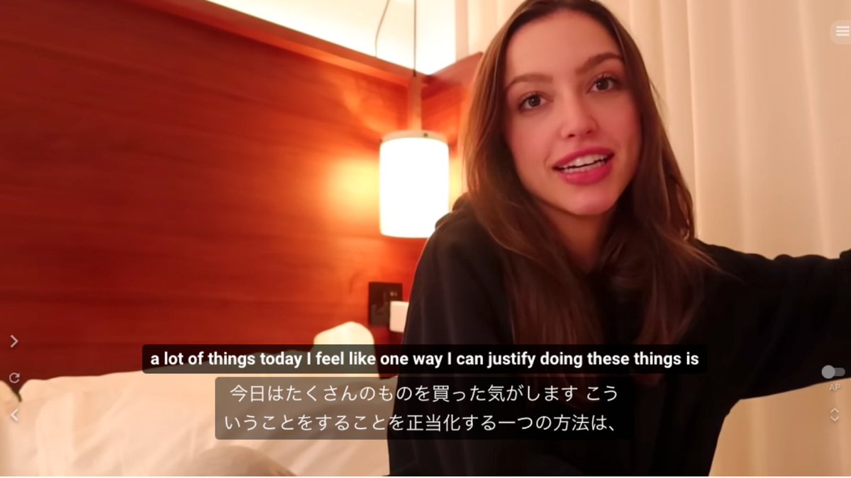 yuki_hdk's tweet photo. 日常的な英語表現を学ぶならライフスタイルYouTubeがおすすめ。
中でもアメリカ出身の「Sydney Serena」 の動画は表情や表現も豊かで見ていて楽しいし、学生時代の無邪気な動画も面白い。最近ではニューヨーク生活のVLOGをテンション高めで投稿してくれています。 https://t.co/bsH4ycGPDH