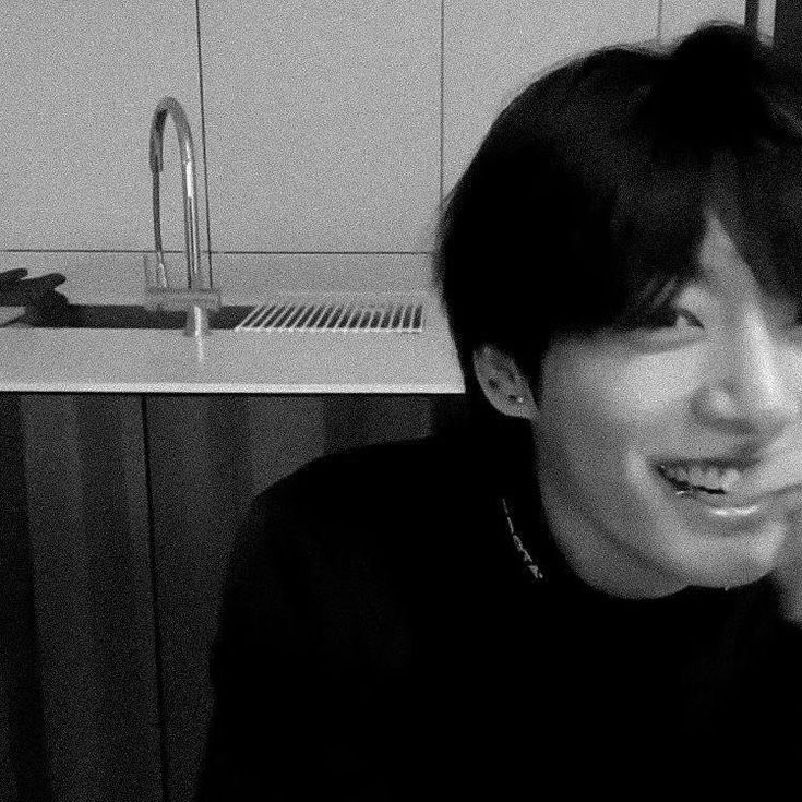 Kyles_myg's tweet photo. #taekookau🔞 where:

Dr. Kim is usually gentle, calm, cool and collected but he loses control when someone speaks ill of his husband and daughter. Jungkook watches the whole thing go down but rather than being scared, he…gets turned on? https://t.co/nWKkkDmZr0