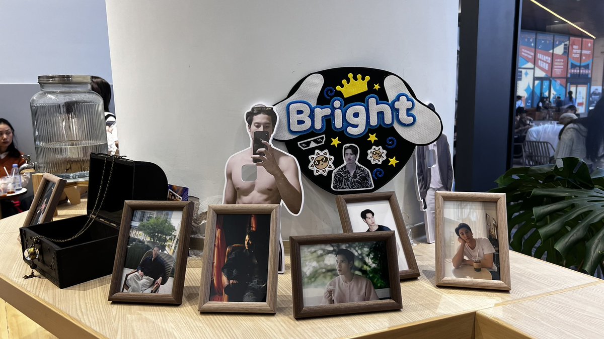 BrightrppOFC's tweet photo. Thank you Macau Fans for support Bright and Nice to meet you all😍🥰😘

#BrightFMinMacau
#brightrpp #ไบร์ทรพีพงศ์ 
#BrightRapheephong https://t.co/jcjkyMdUfv