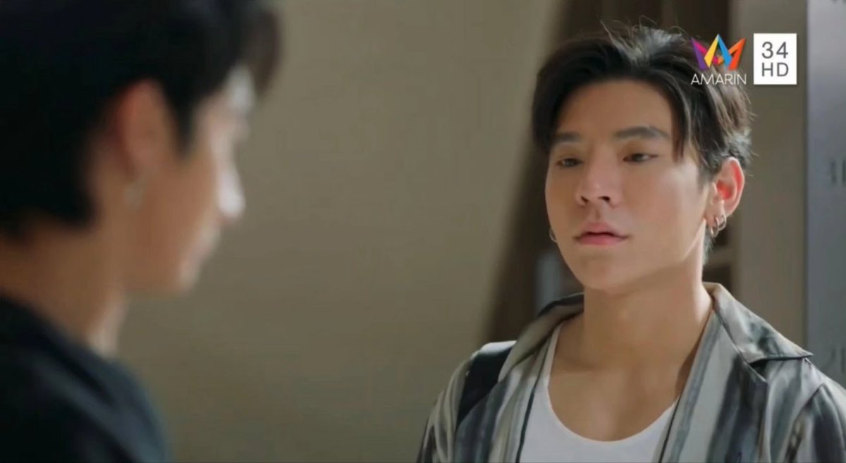 beerrapeewishFC's tweet photo. สายตาแบบนี้ 😎 
#beyondthestarEP5 https://t.co/dtOZCS5Lzu