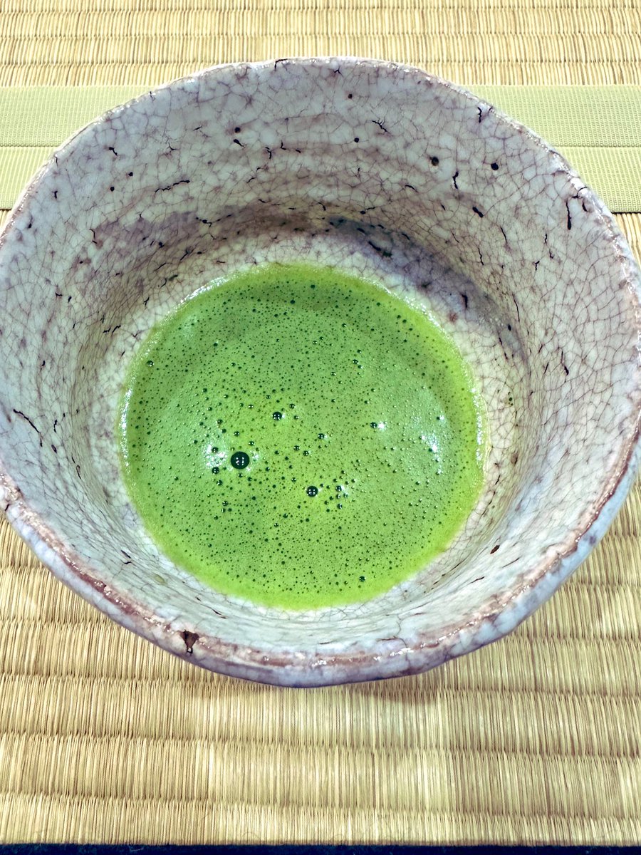 TheaMatins's tweet photo. 💚👘 #teaceremony #tea #teatime #tealover #japan #chado #japanesetea #teasession #matcha https://t.co/SHSD5iOYTm
